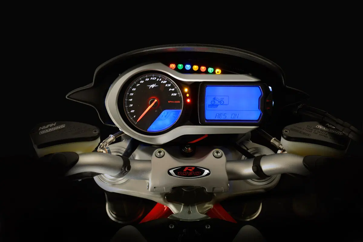 MV Agusta Brutale 1090 Brutale 1090 R (2012 - 15) (10)