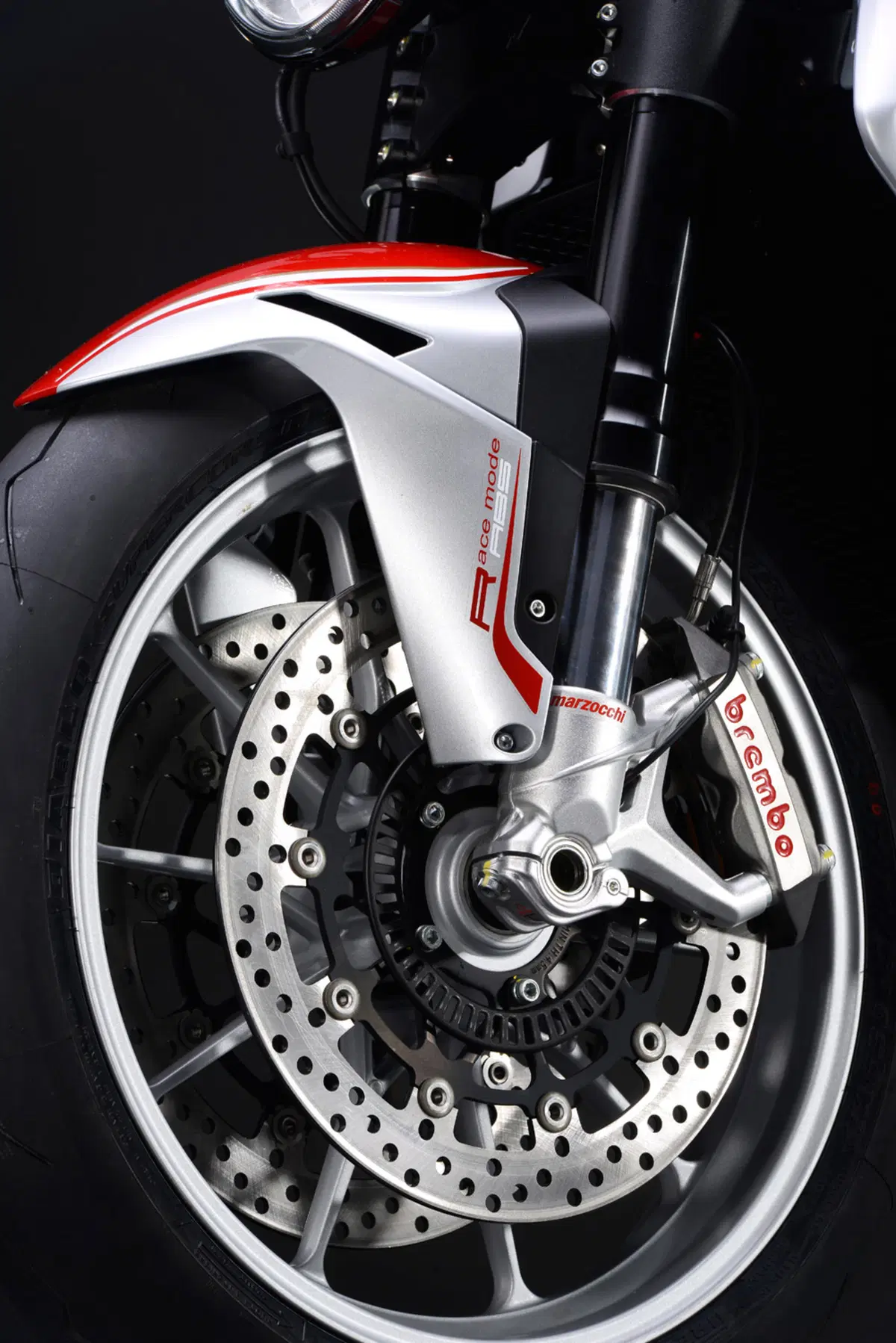 MV Agusta Brutale 1090 Brutale 1090 RR (2009 - 15) (12)
