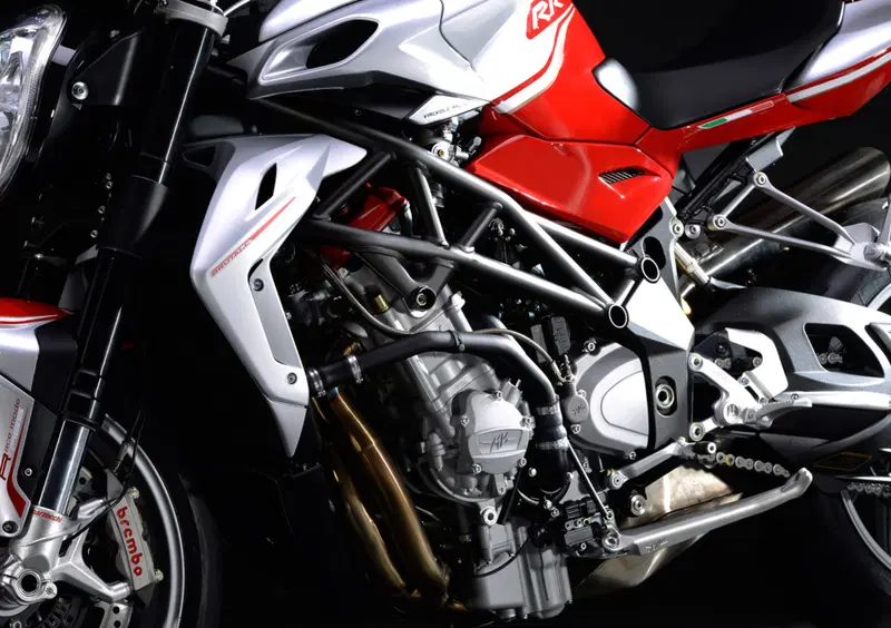 MV Agusta Brutale 1090 Brutale 1090 RR (2009 - 15) (13)