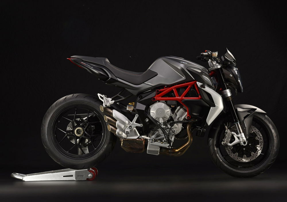 MV Agusta Brutale 800 (2012 - 15) (3)