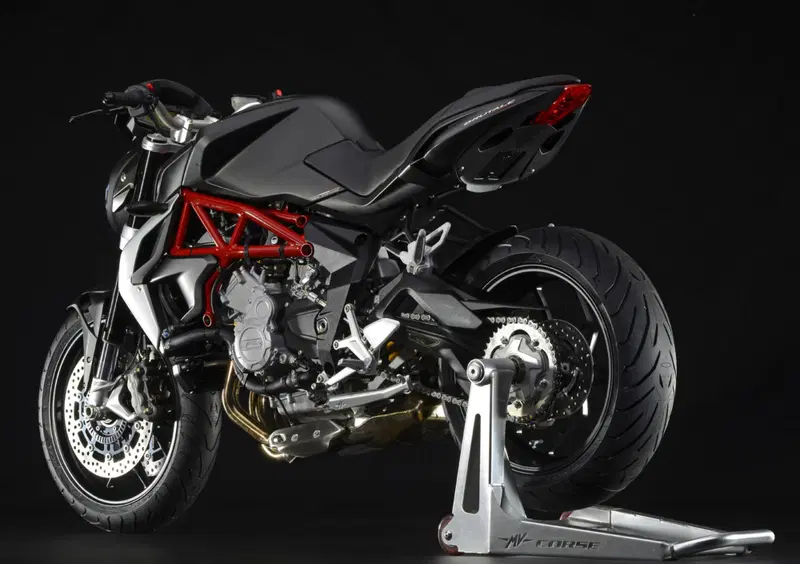 MV Agusta Brutale 675 Brutale 675 (2011 - 15) (4)