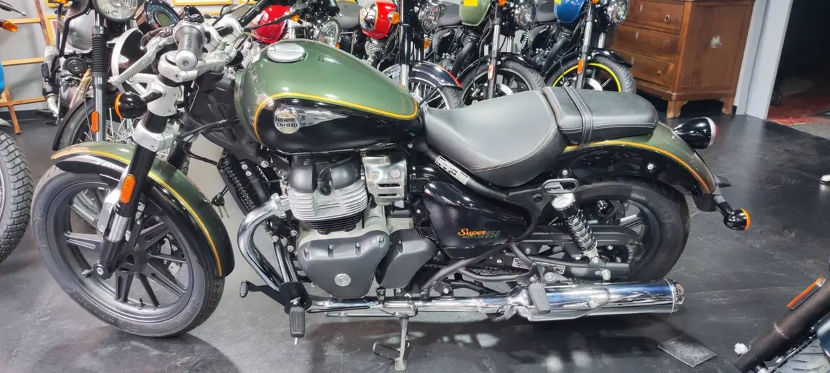 Royal Enfield Super Meteor 650 (2023 - 26)