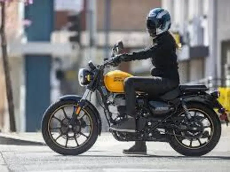 Royal Enfield Meteor 350 (2021 - 26) (6)