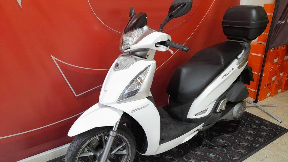 Kymco People 300i GT (2010 - 17) (4)