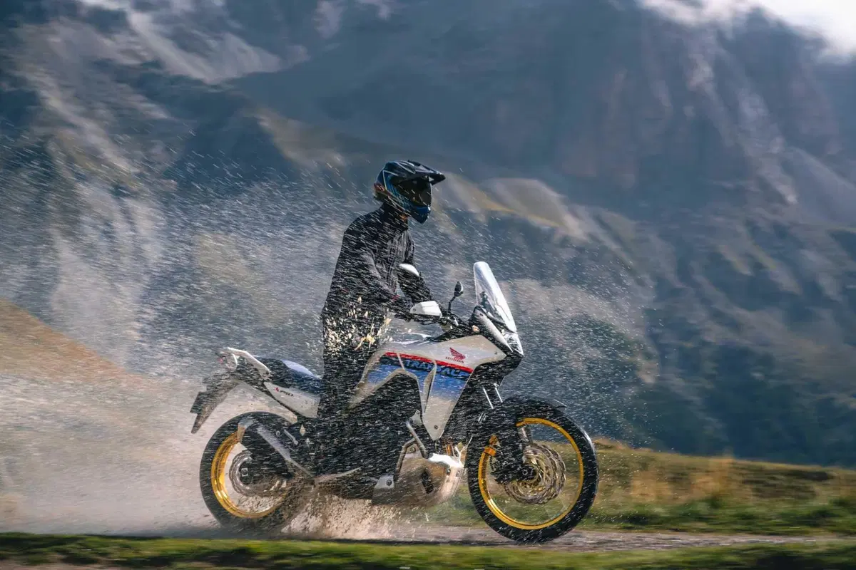 Eicma 2022, le novità: Honda XL750 Transalp. Un gran bel ritorno [GALLERY]