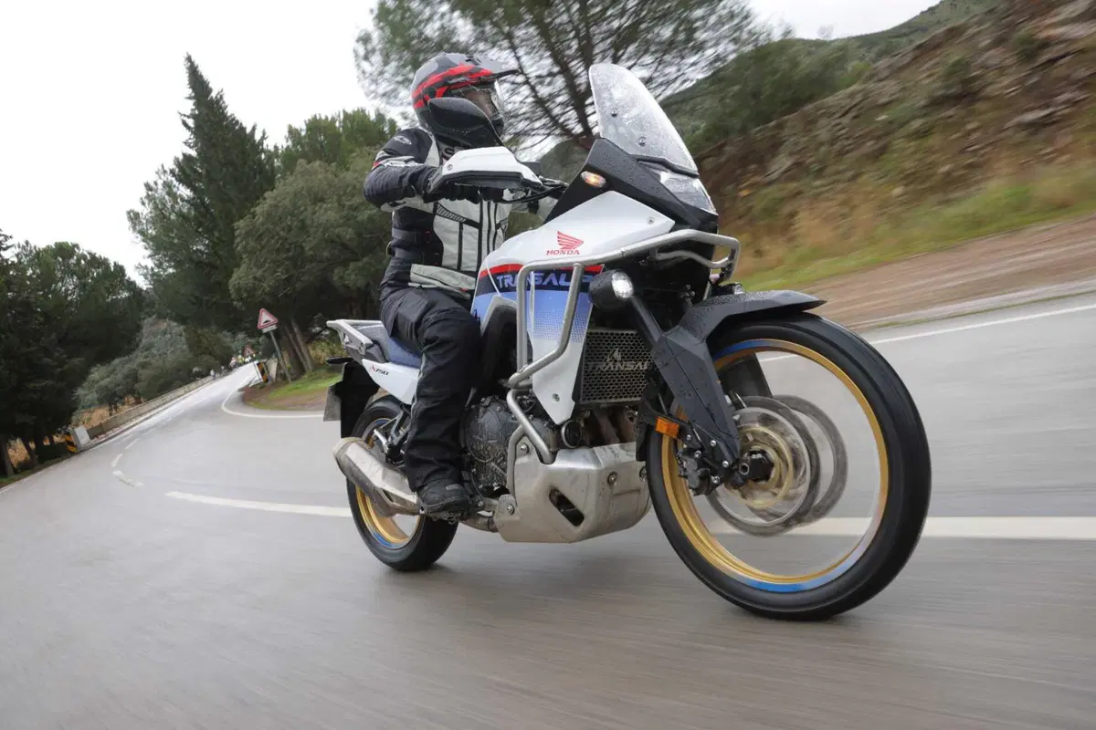 Nuova Honda XL750 Transalp, ecco il TEST! [VIDEO] (30)
