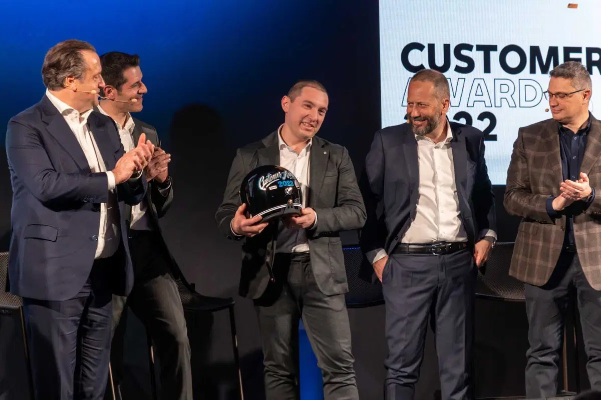 Il Concessionario Motoidea premiato con il Customer Award 2022
