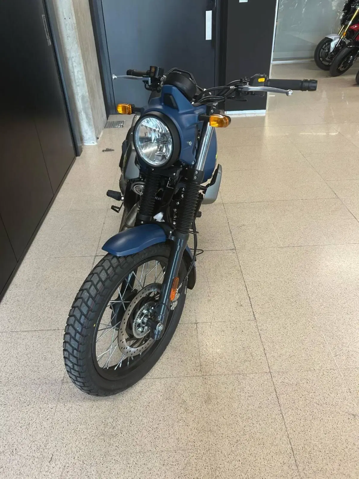 Royal Enfield Scram 411 (2022 - 24) (3)