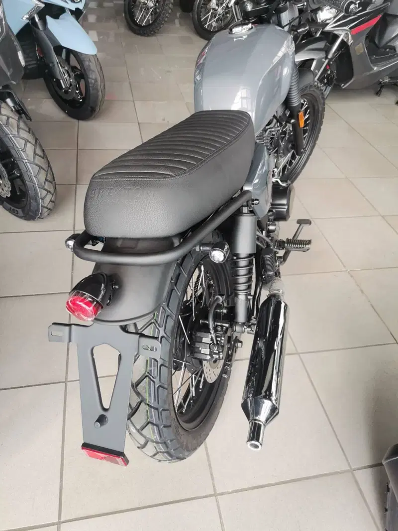 Brixton Motorcycles Cromwell 125 CBS (2021 - 26) (4)