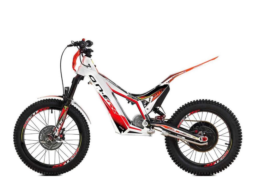 TRS Motorcycles ON-E Kids 20 (2023 - 24) (4)