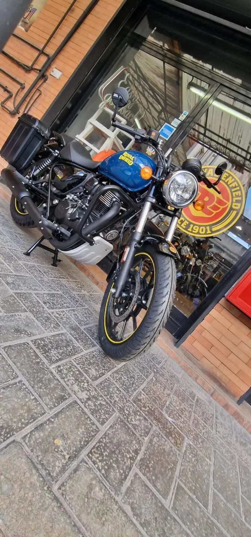 Royal Enfield Meteor 350 (2021 - 26)