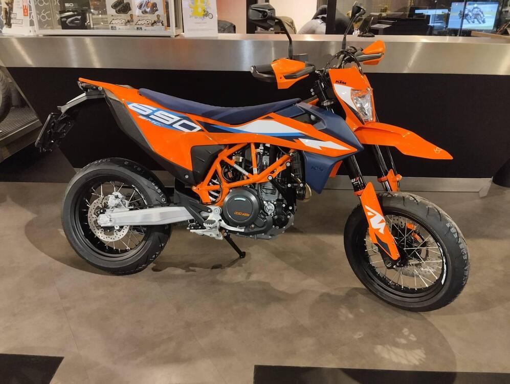 KTM 690 SMC R (2023 - 24)