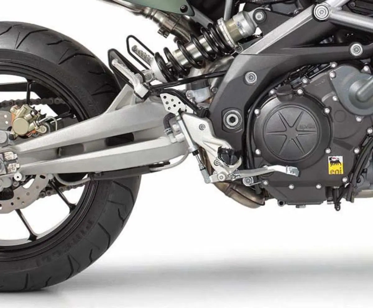 Aprilia Dorsoduro 750 Dorsoduro 750 (2009 - 14) (8)
