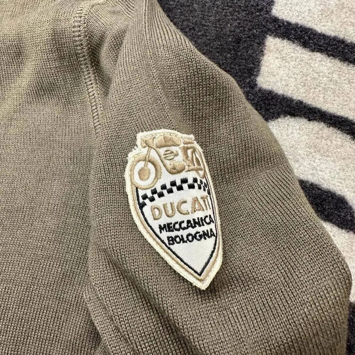 MAGLIONE HISTORIC DUCATI UOMO (2)