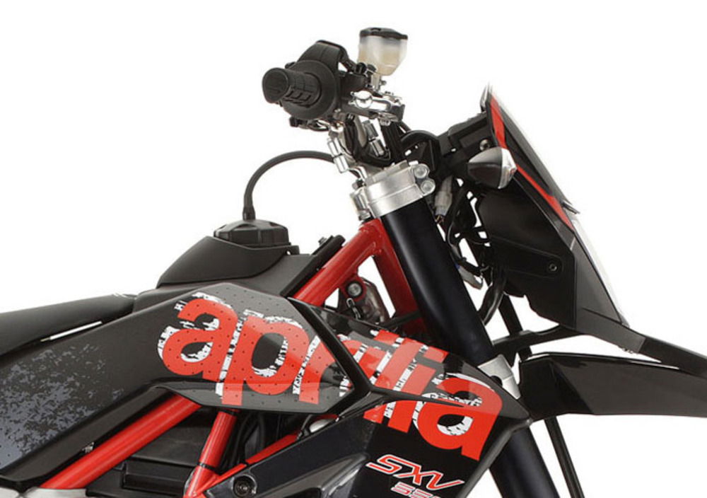 Aprilia SXV 550 (2007 - 14) (4)