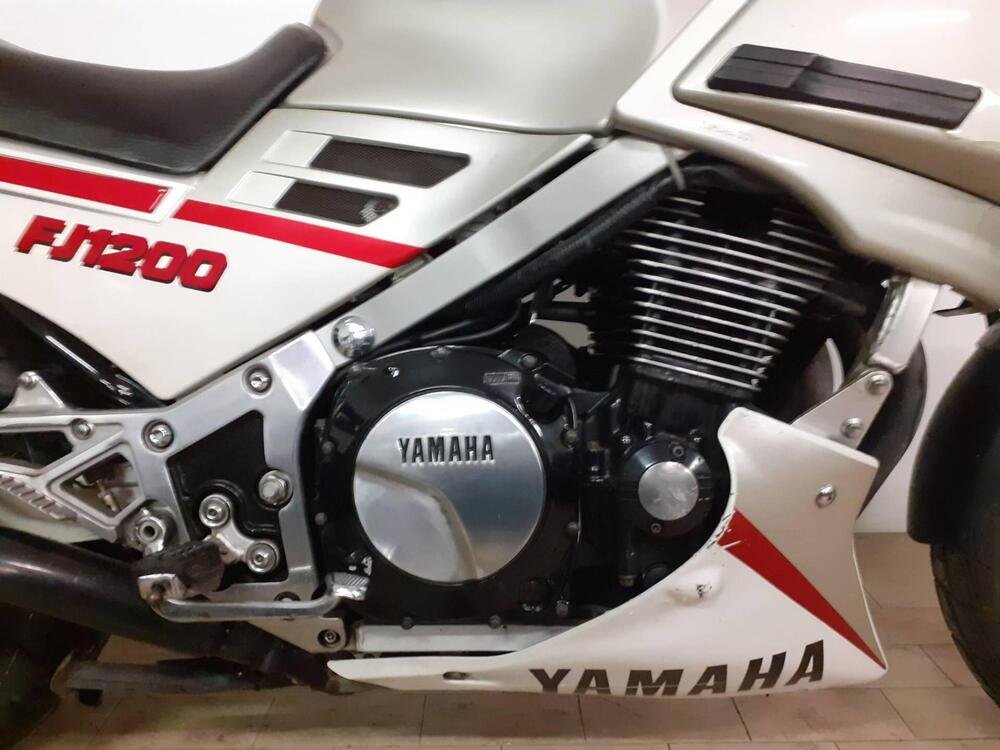 Yamaha FJ 1200 (5)