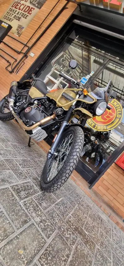Royal Enfield Himalayan 411 (2021 - 24) nuova