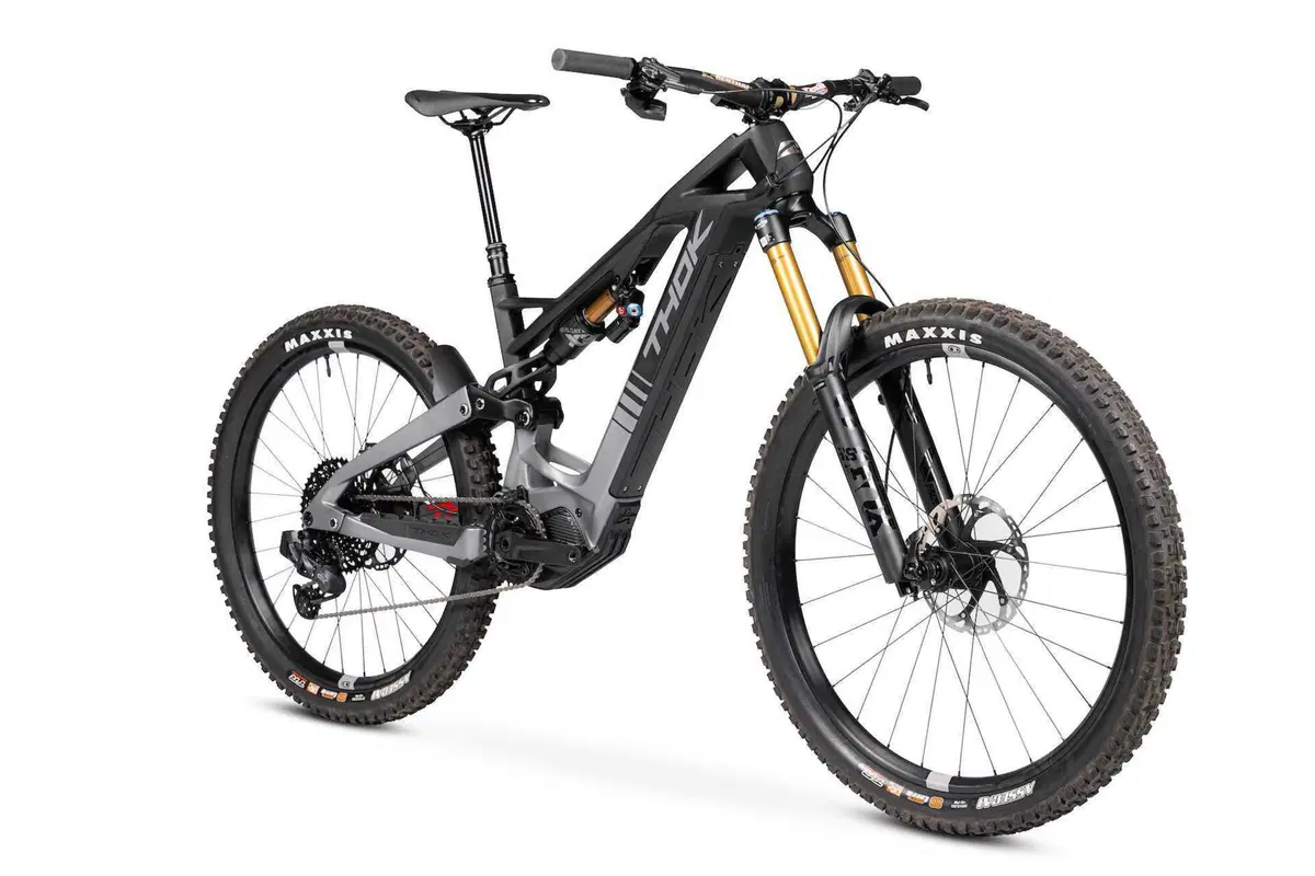 Thok Gram RC 2023: TEST esclusivo della enduro e-bike in carbonio! [VIDEO] (4)