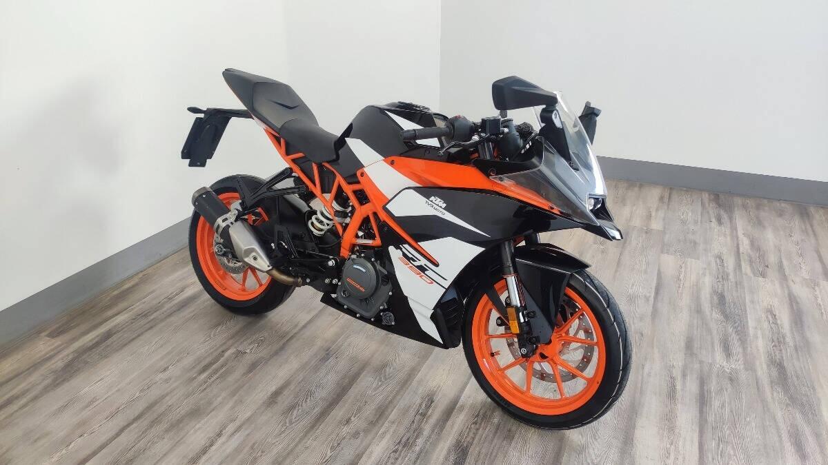 Vendo KTM RC 390 ABS (2017 - 20) Usata A Fossano (codice 9121582) - Moto.it