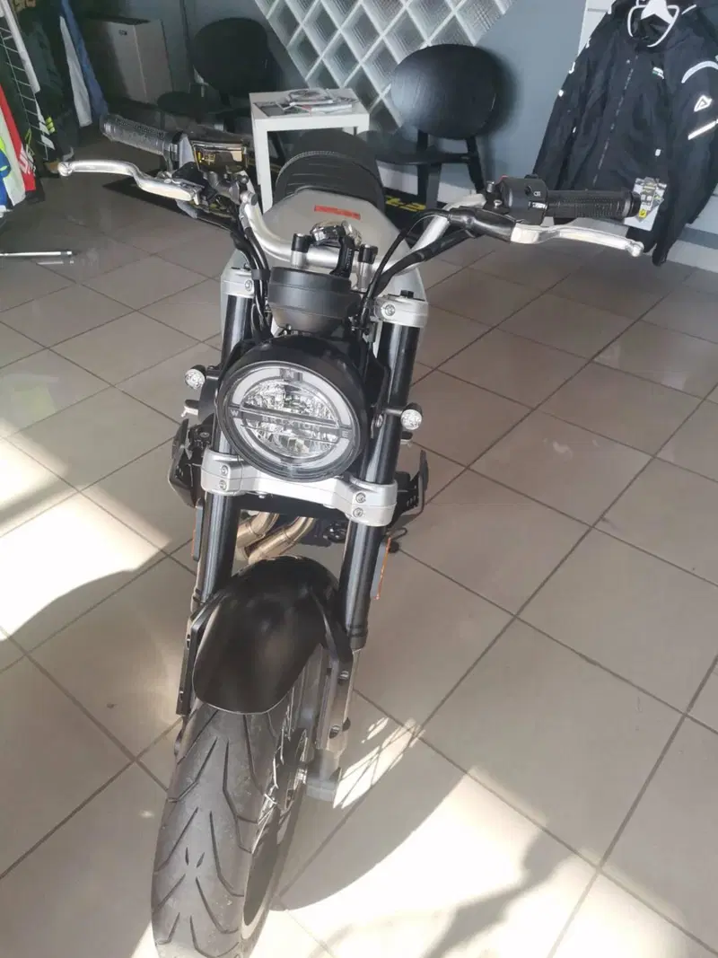 Brixton Motorcycles Crossfire 500 (2021 - 25) (4)