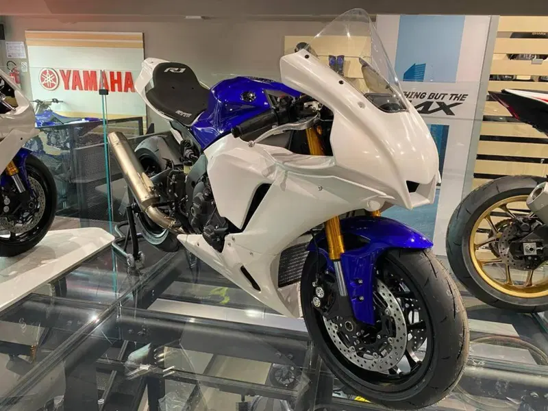 Yamaha YZF R1 GYTR (2023 - 24)