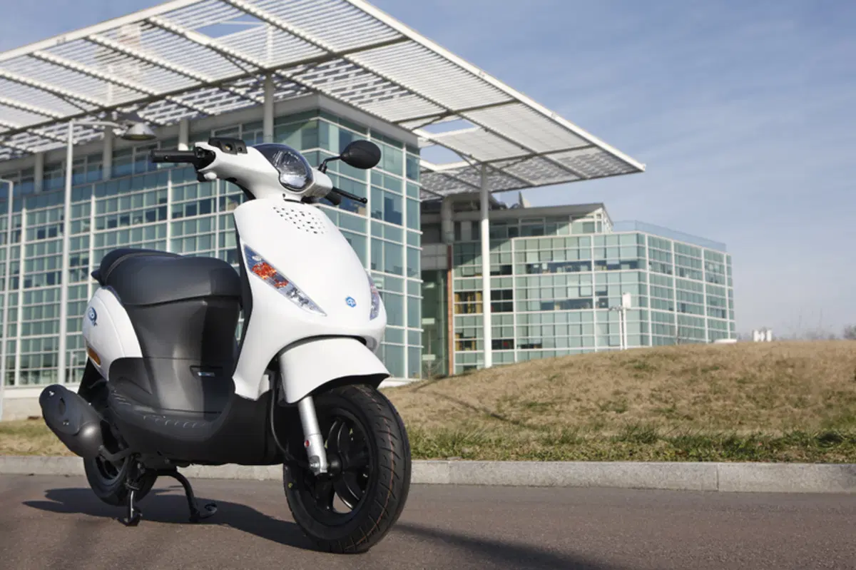 Piaggio Zip 50 Zip 50 4T (2000 - 17) (3)