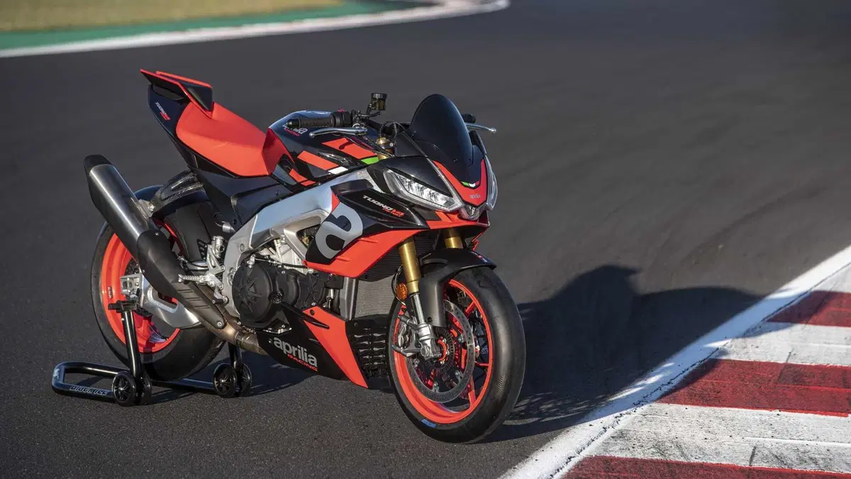 Aprilia Tuono V4 Tuono V4 Factory (2021 - 24) (9)
