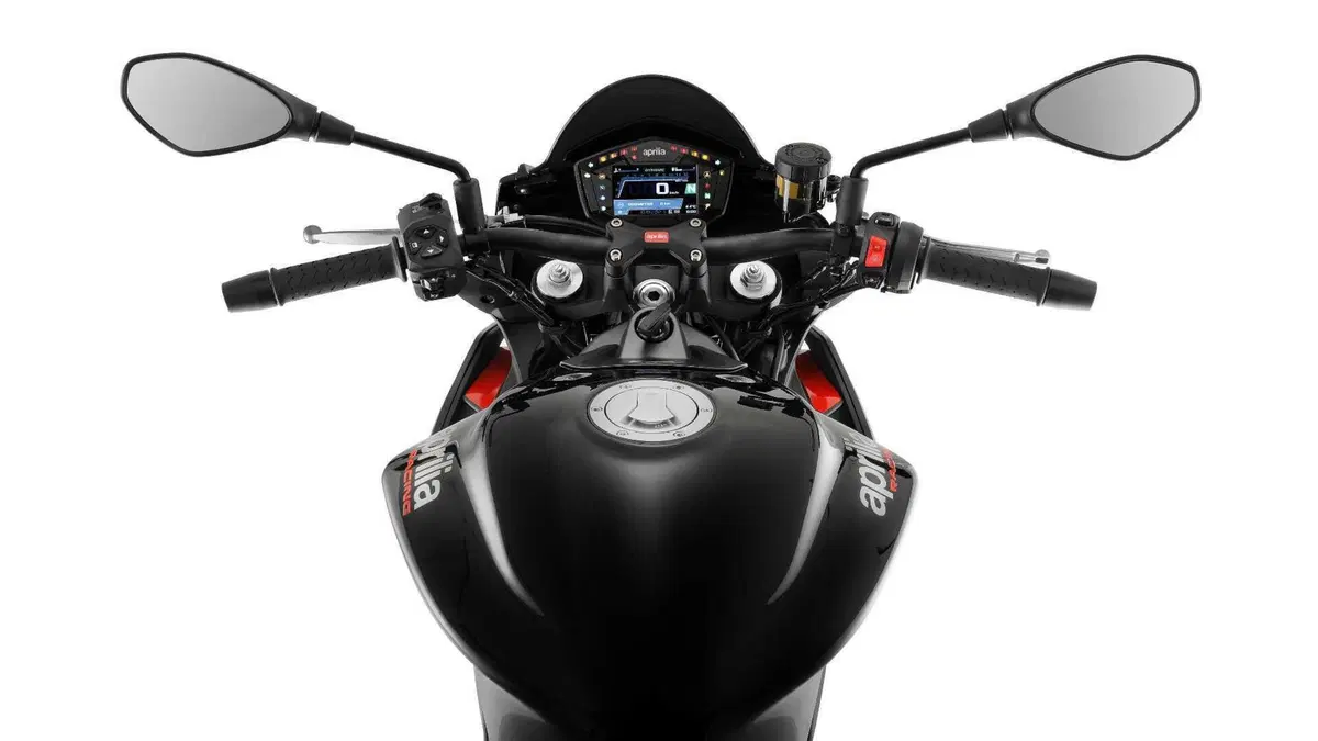 Aprilia Tuono 660 Tuono 660 Factory (2022 - 24) (7)
