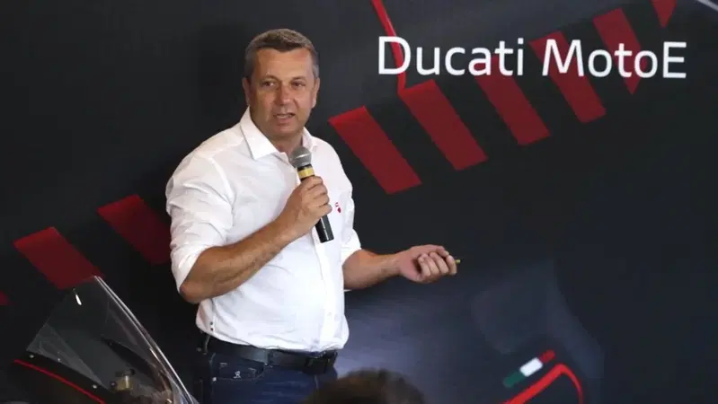 MotoGP 2023. Roberto Can&egrave;, Ducati: "La MotoE non sostituisce, ma &egrave; parallela alla MotoGP"