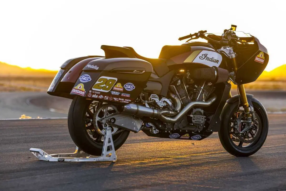 Indian Ultra-Limited Challenger RR: il mito della King of the Baggers in soli 29 esemplari (6)