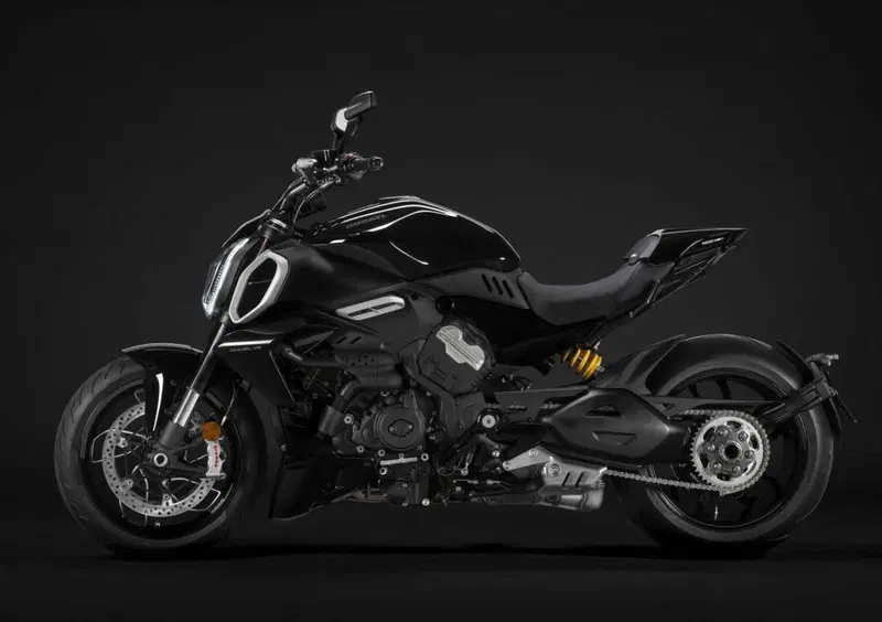 Ducati Diavel V4 Diavel V4 (2023 - 26) (8)