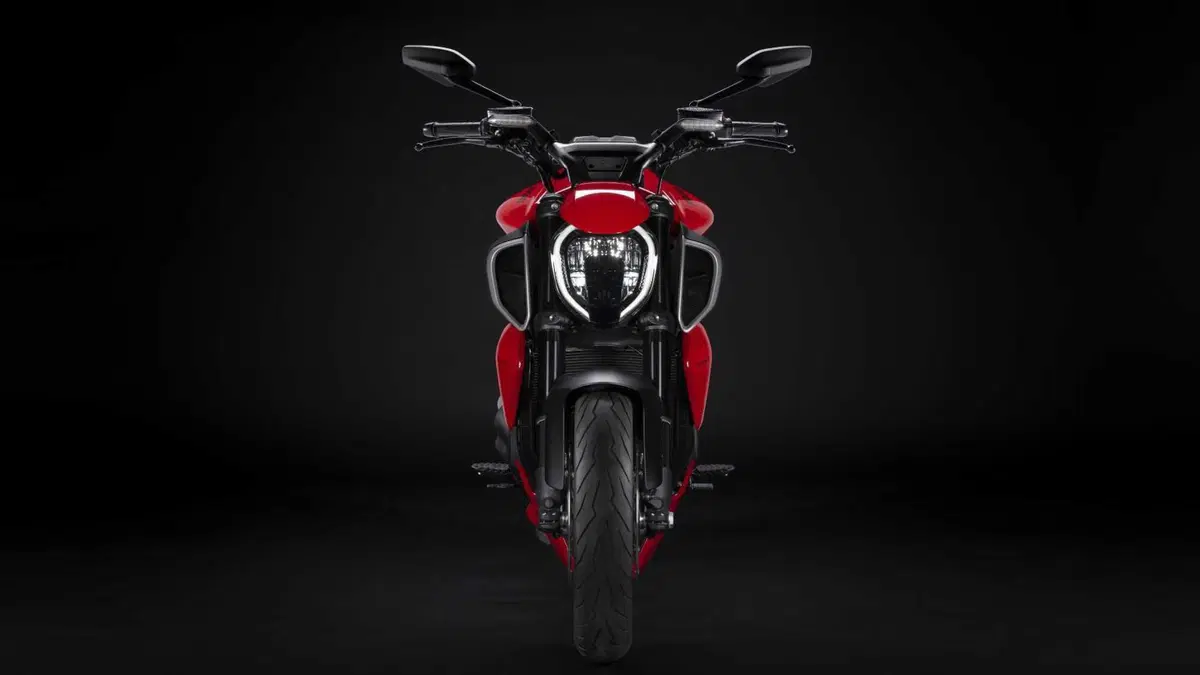 Ducati Diavel V4 Diavel V4 (2023 - 26) (7)