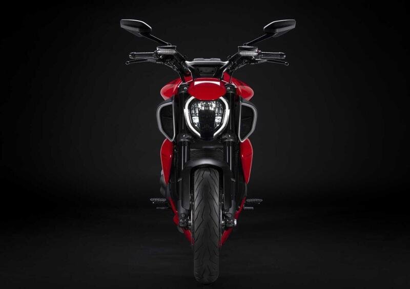 Ducati Diavel V4 Diavel V4 (2023 - 24) (5)
