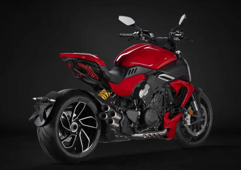 Ducati Diavel V4 Diavel V4 (2023 - 26) (3)