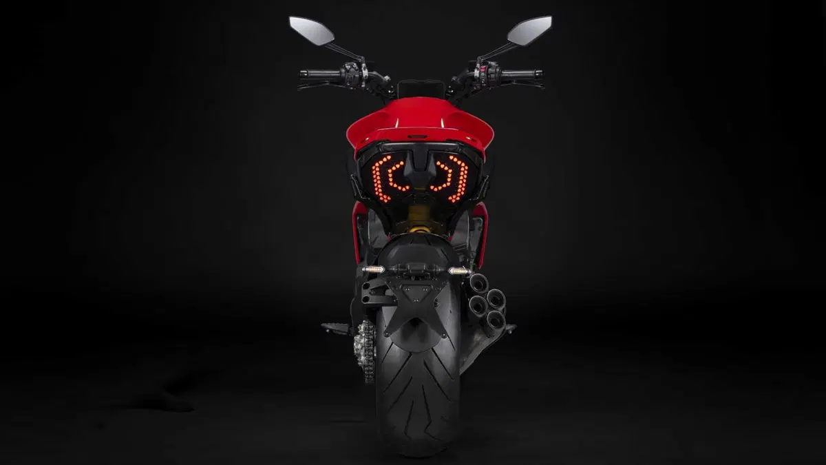 Ducati Diavel V4 Diavel V4 (2023 - 26) (5)