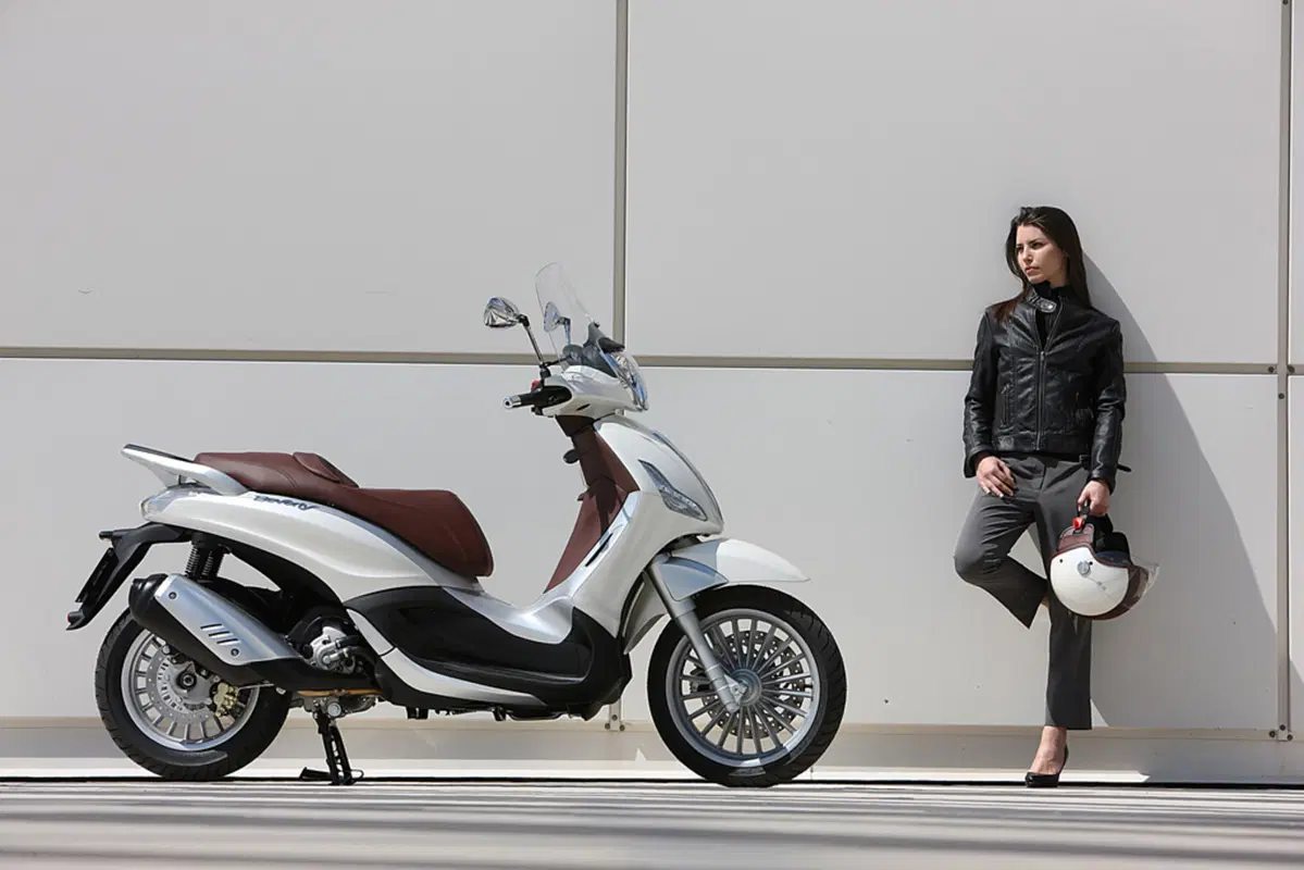 Piaggio Beverly 300 Beverly 300 i.e. (2010 - 16) (5)