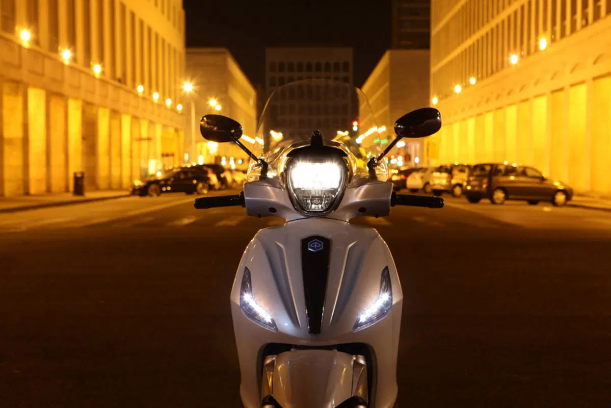 Piaggio Beverly 300 Beverly 300 i.e. (2010 - 16) (6)