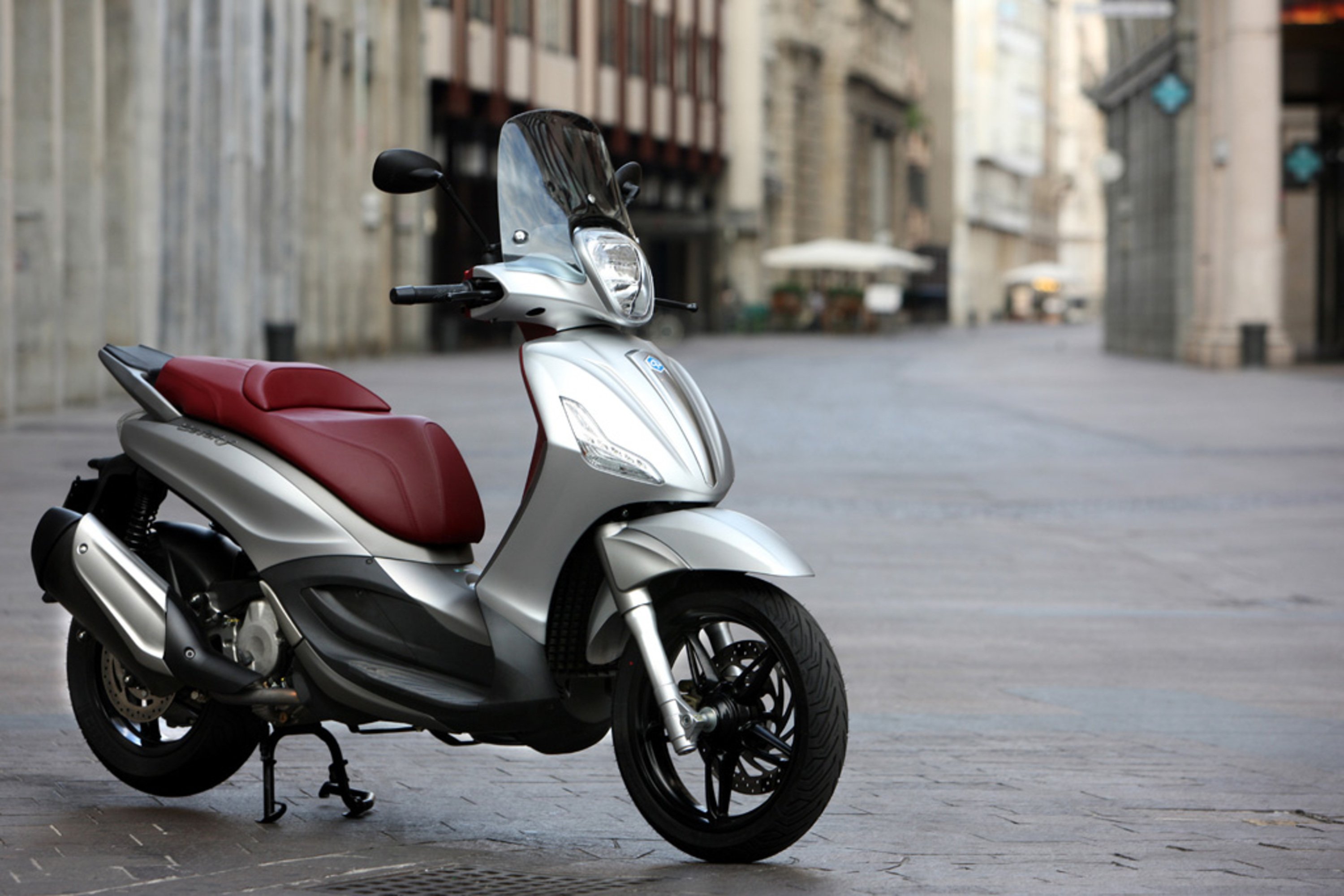 Piaggio Beverly 350 Beverly 350 SportTouring ie (2011 - 15)