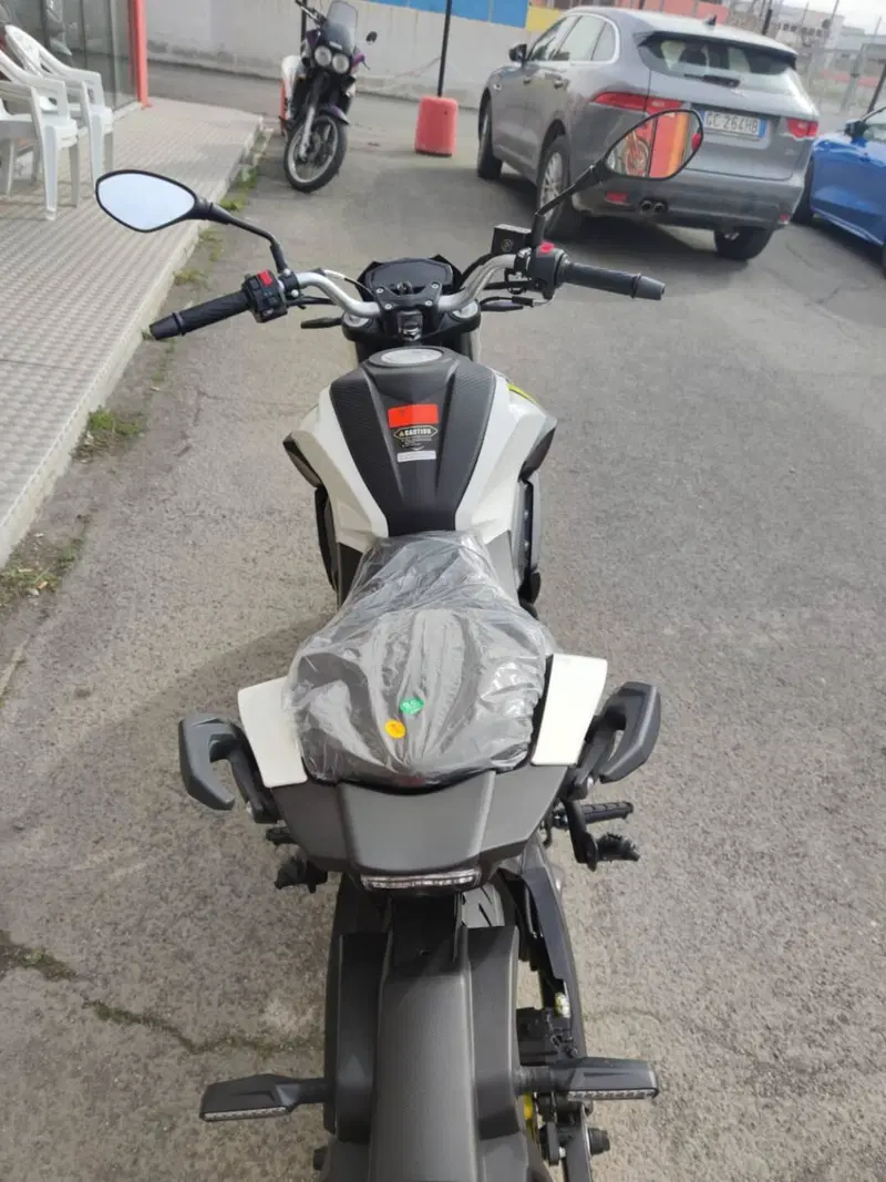 Motron Motorcycles Nomad 125 (2022 - 26) (8)