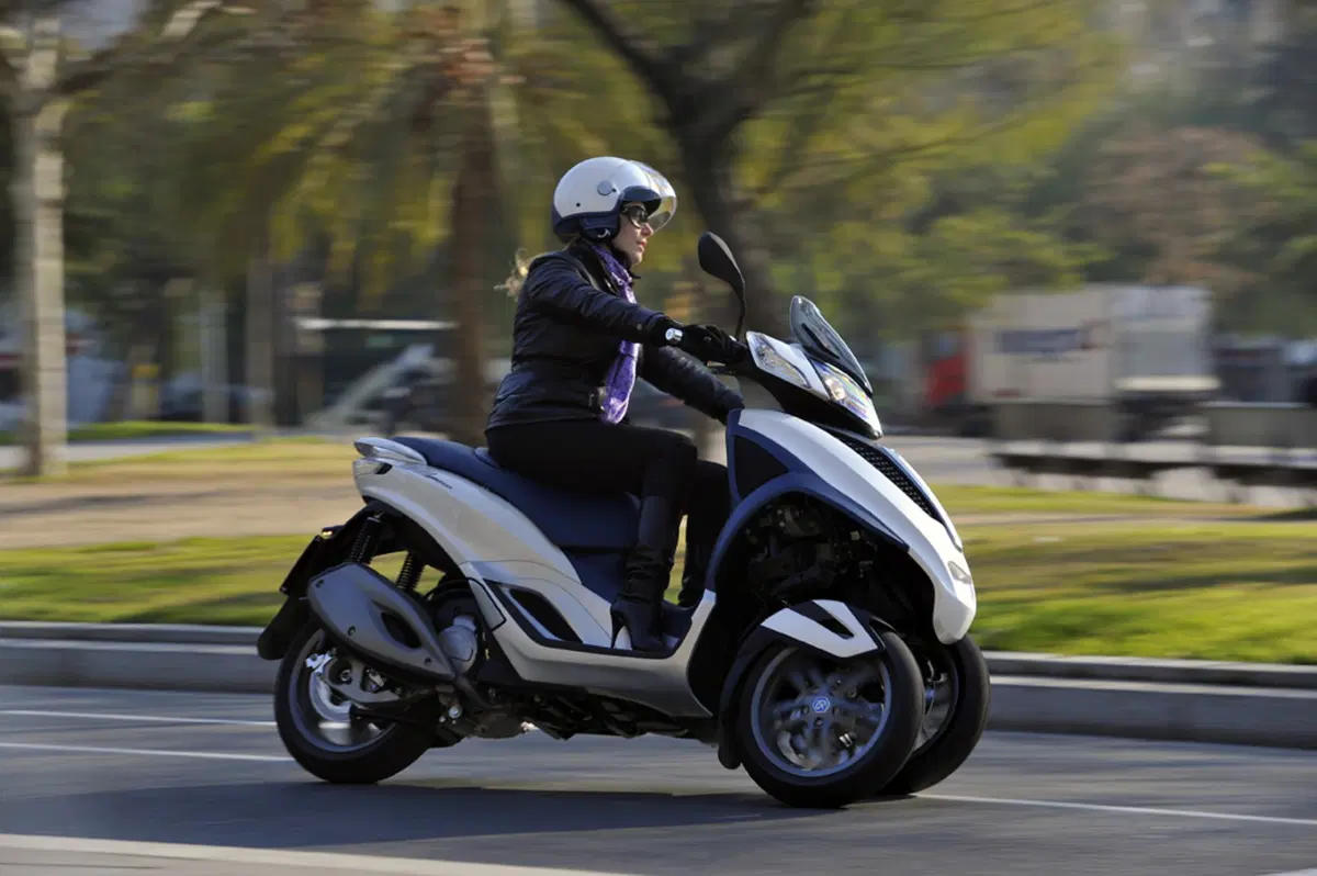 Piaggio MP3 Mp3 300 ie Yourban ERL/LT (2011 - 16) (10)