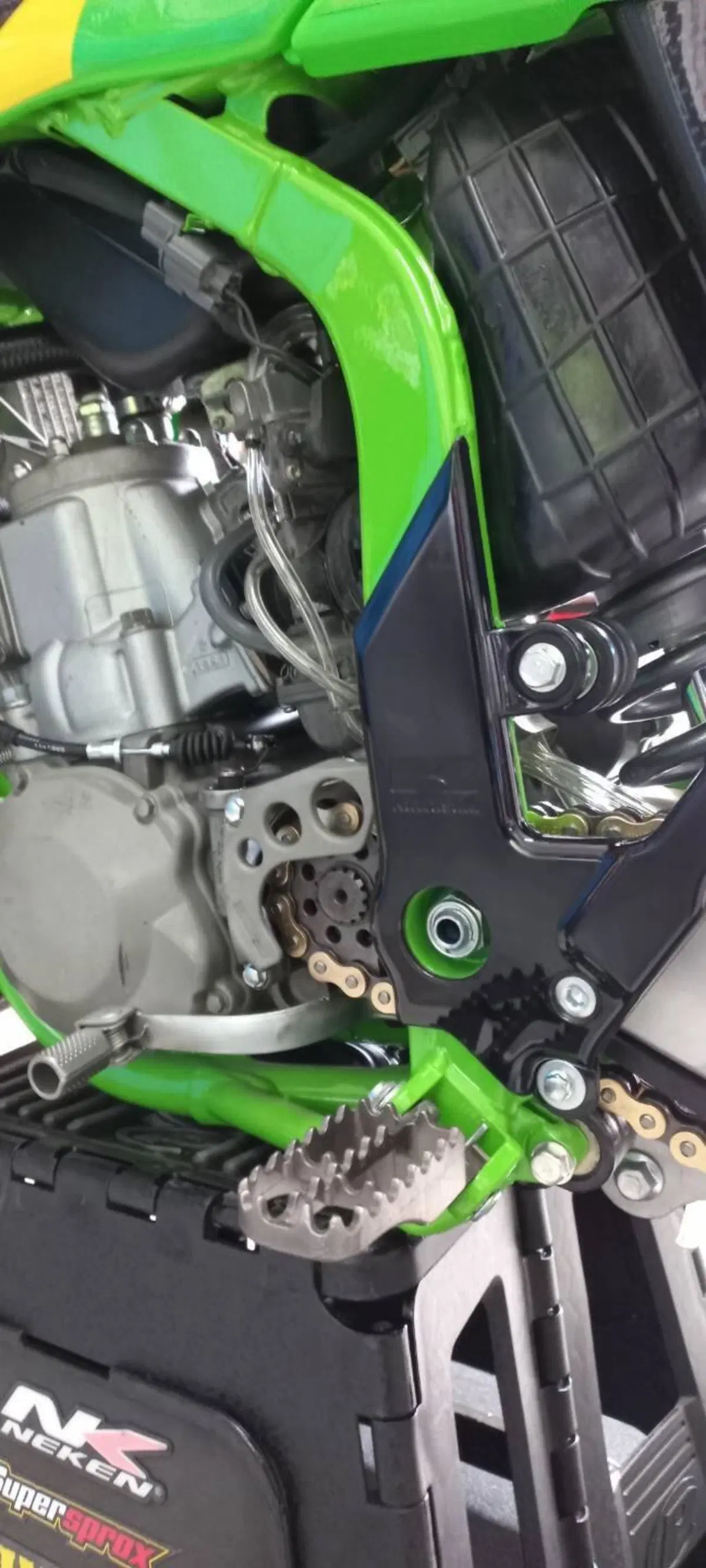 Kawasaki KX250 (1994 - 01) (9)