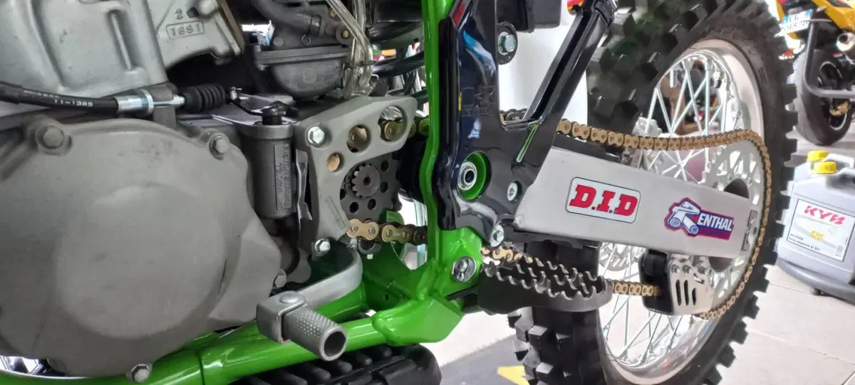 Kawasaki KX250 (1994 - 01) (10)