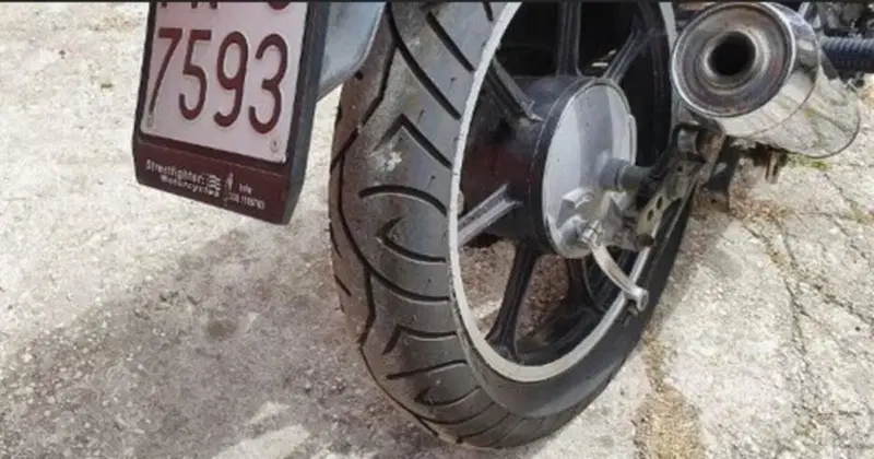 Kawasaki 650 Z (2)
