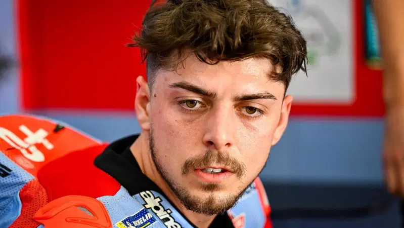 MotoGP 2023. Test di Portimao, Fabio Di Giannantonio sulla caduta: "Ho sentito un'esplosione, questa ghiaia non va bene!" 
