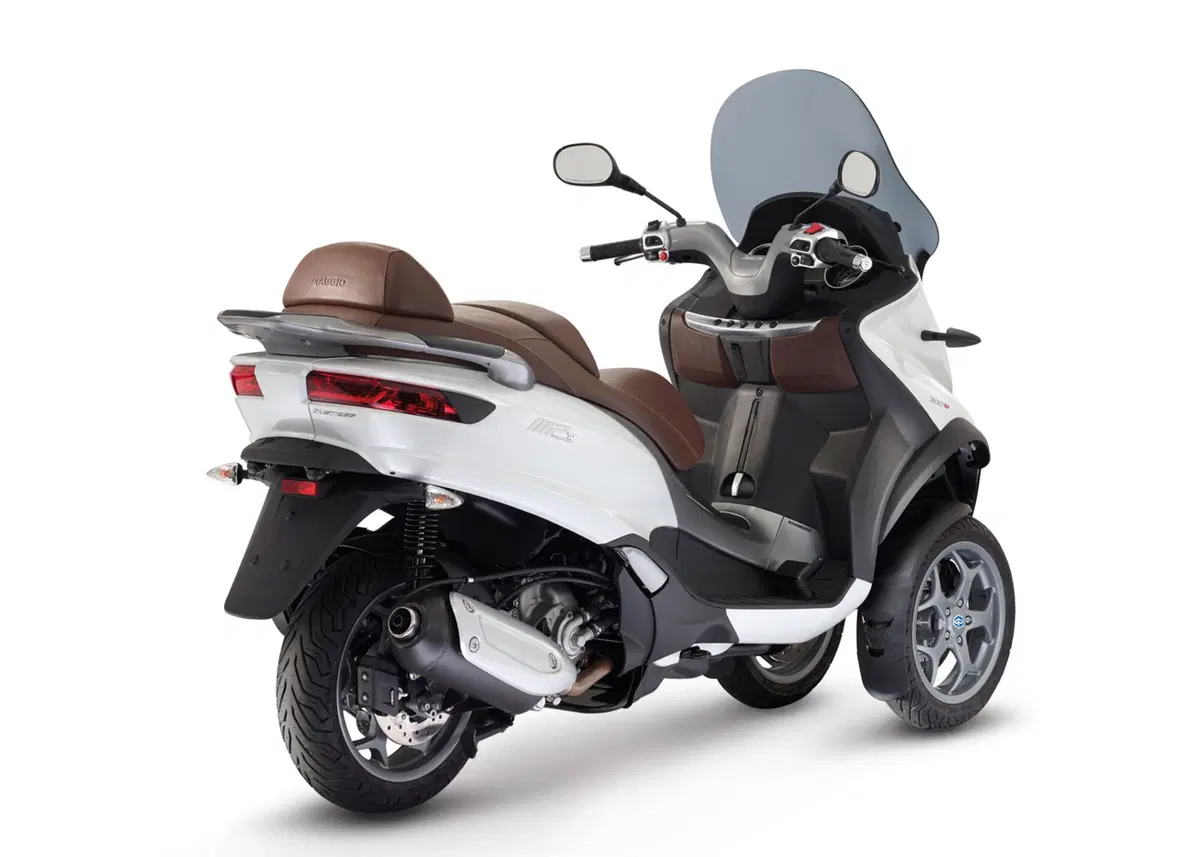 Piaggio MP3 Mp3 300 ie Business LT ABS (2014 - 16) (11)