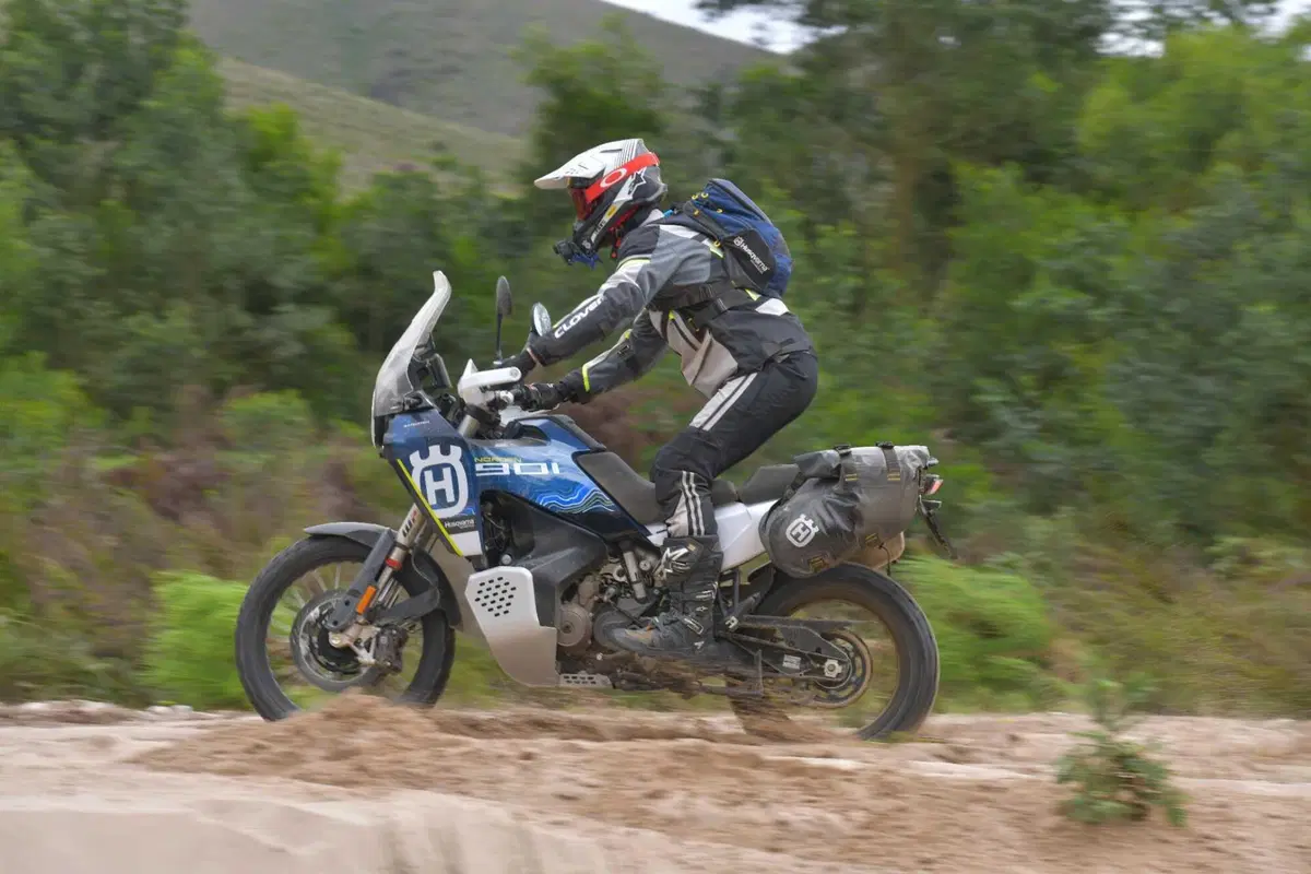 TEST Husqvarna Norden 901 Expedition: l'avventura tra le mani! [VIDEO] (9)