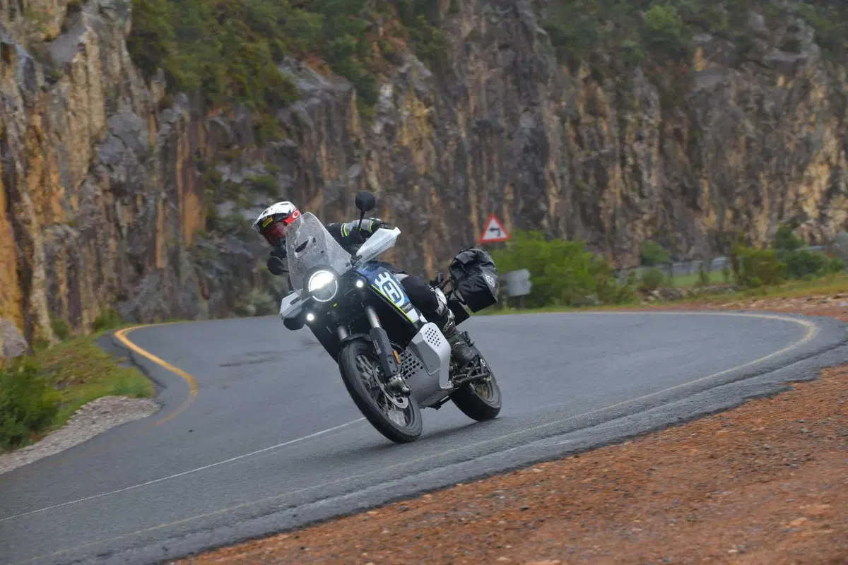 TEST Husqvarna Norden 901 Expedition: l'avventura tra le mani! [VIDEO] (11)
