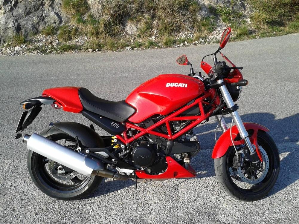 Ducati Monster 695 (2006 - 08) (5)