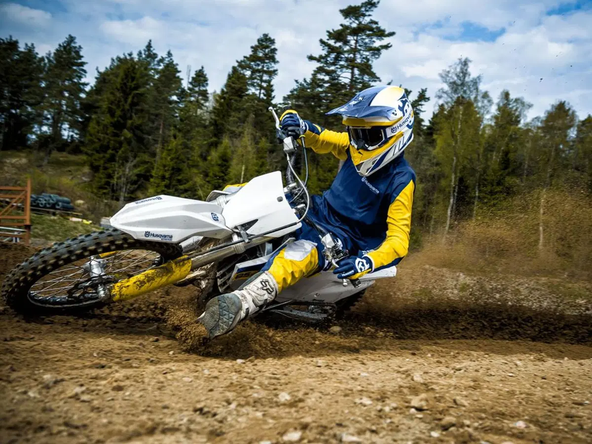 Husqvarna TC 85 TC 85 (2015) (4)