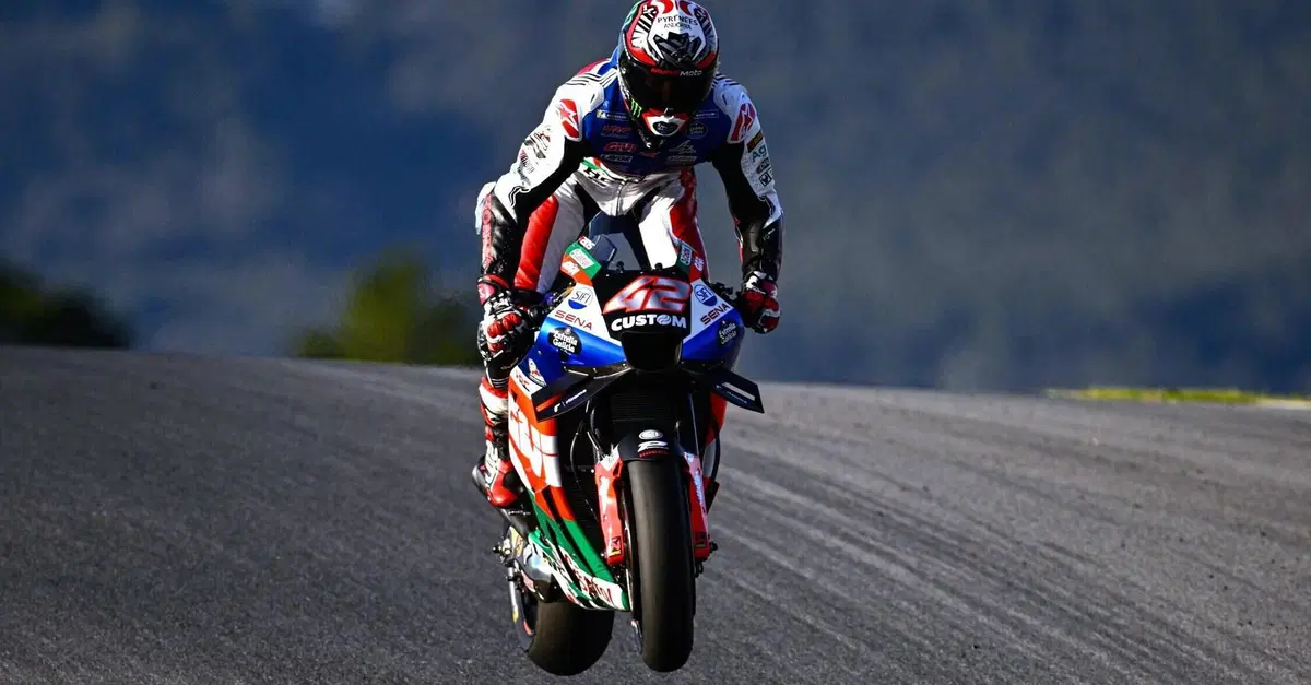 MotoGP 2023. Marc Marquez o Joan Mir? Alla fine il pi&ugrave; soddisfatto della Honda &egrave; Alex Rins: &ldquo;Il mio passo gara &egrave; migliore di Marc e Joan&rdquo;